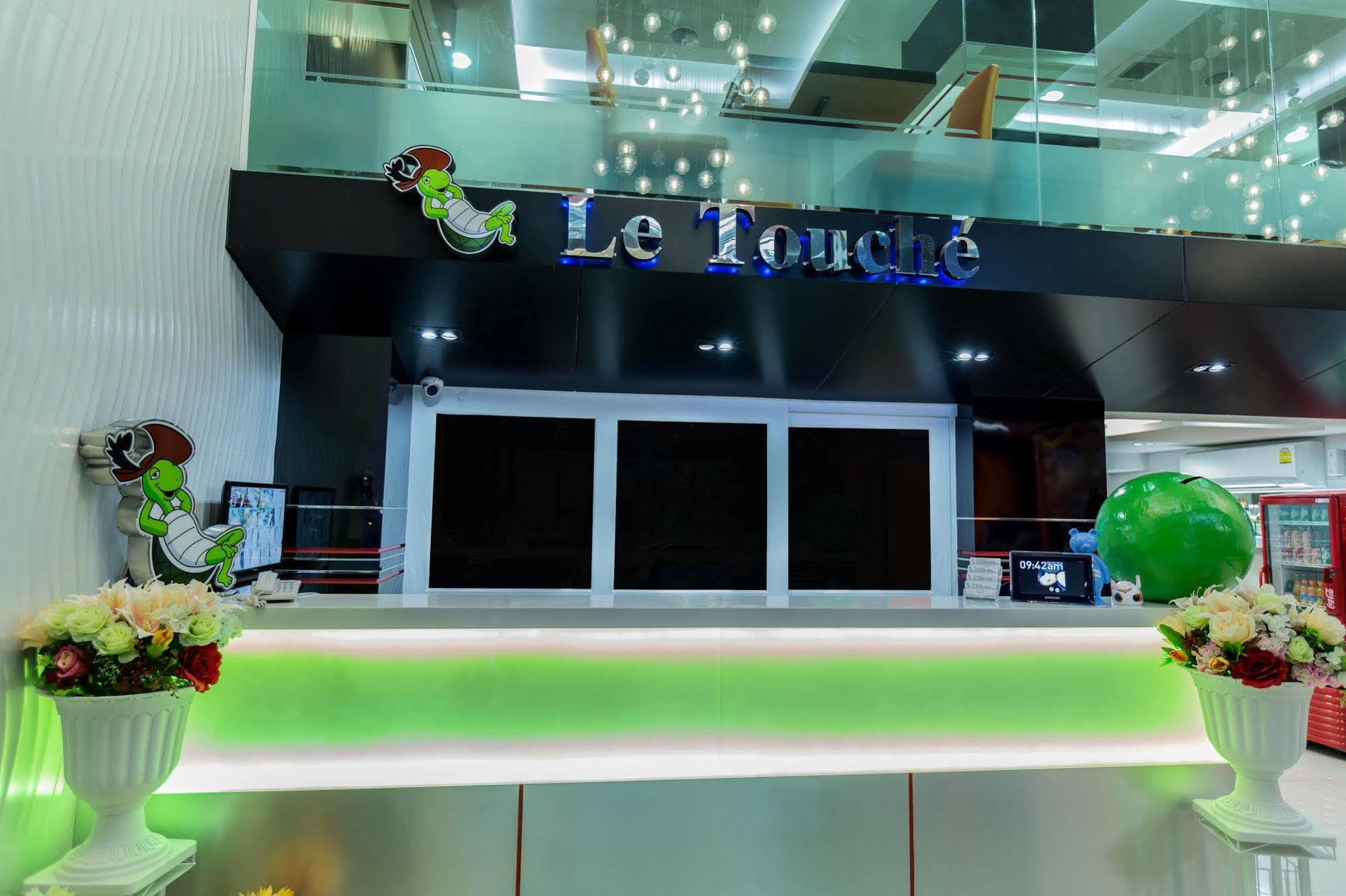 Le Touche Hotel Bangkok Buitenkant foto
