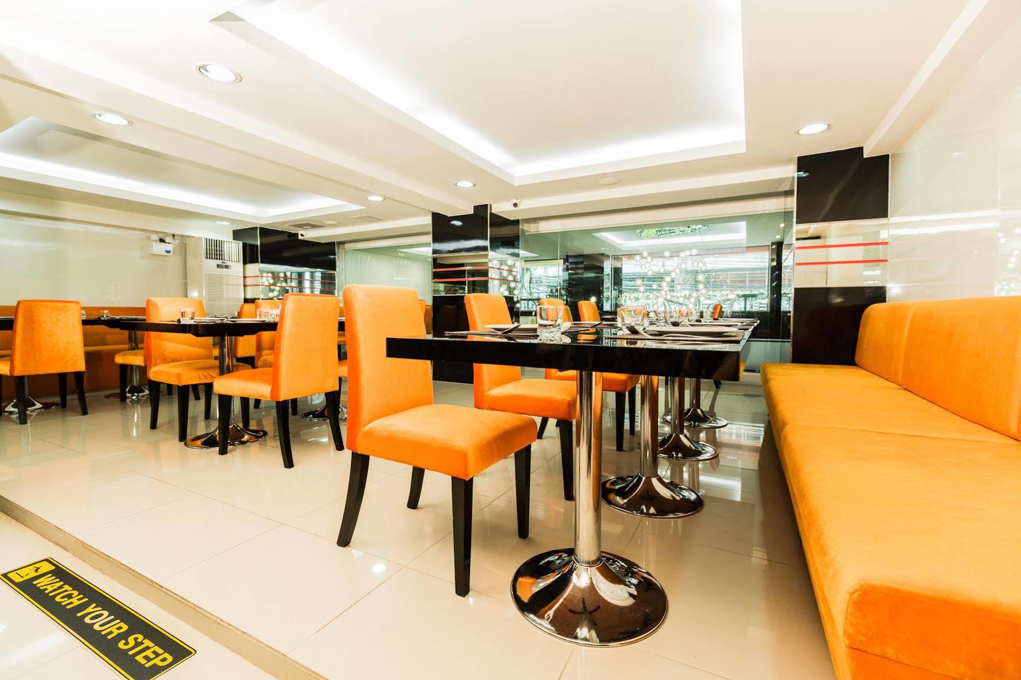 Le Touche Hotel Bangkok Buitenkant foto